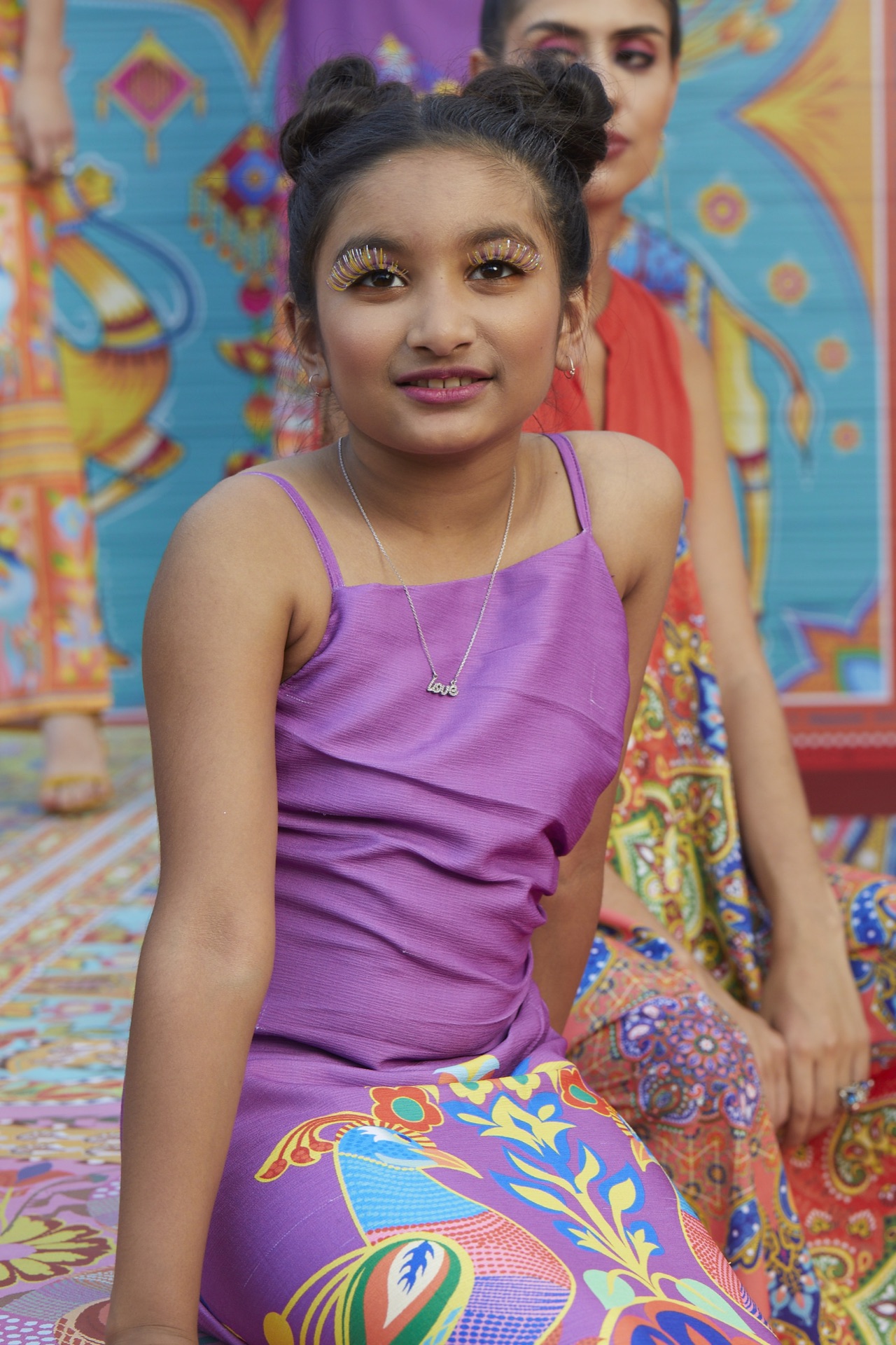 AKS by Nidhi — Horn OK Please solo pose.